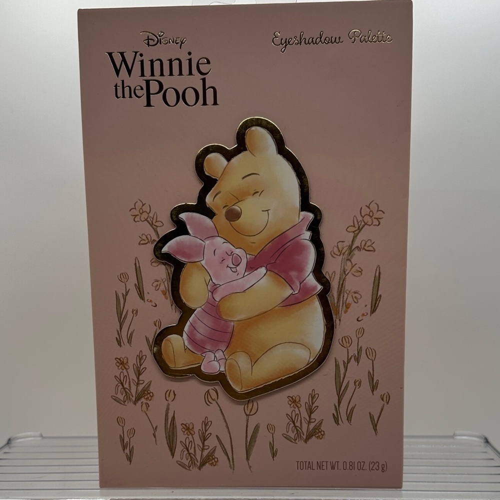 Disney Winnie the Pooh Palette and Lip Gloss set - Picture 2 of 9